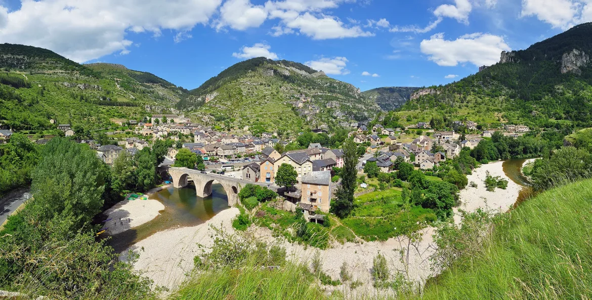 Photo de Sainte Énimie, les Gorges du Tarn dans les Cévennes en Lozère